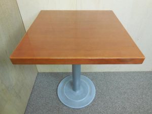 業務用カフェテーブル木製天板 600×600mm